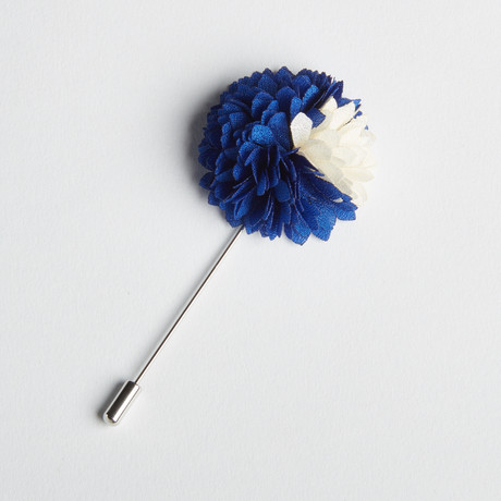 Jack Lapel Flower// Blue + White