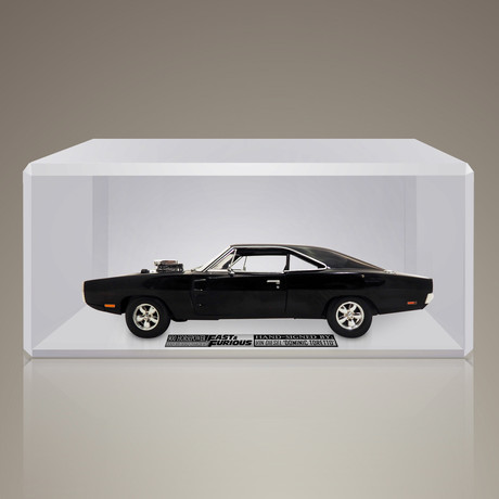 The Fast And The Furious // Vin Diesel Signed Dom'S 1970 Dodge Charger 1/18 Die-Cast Car // Custom Display