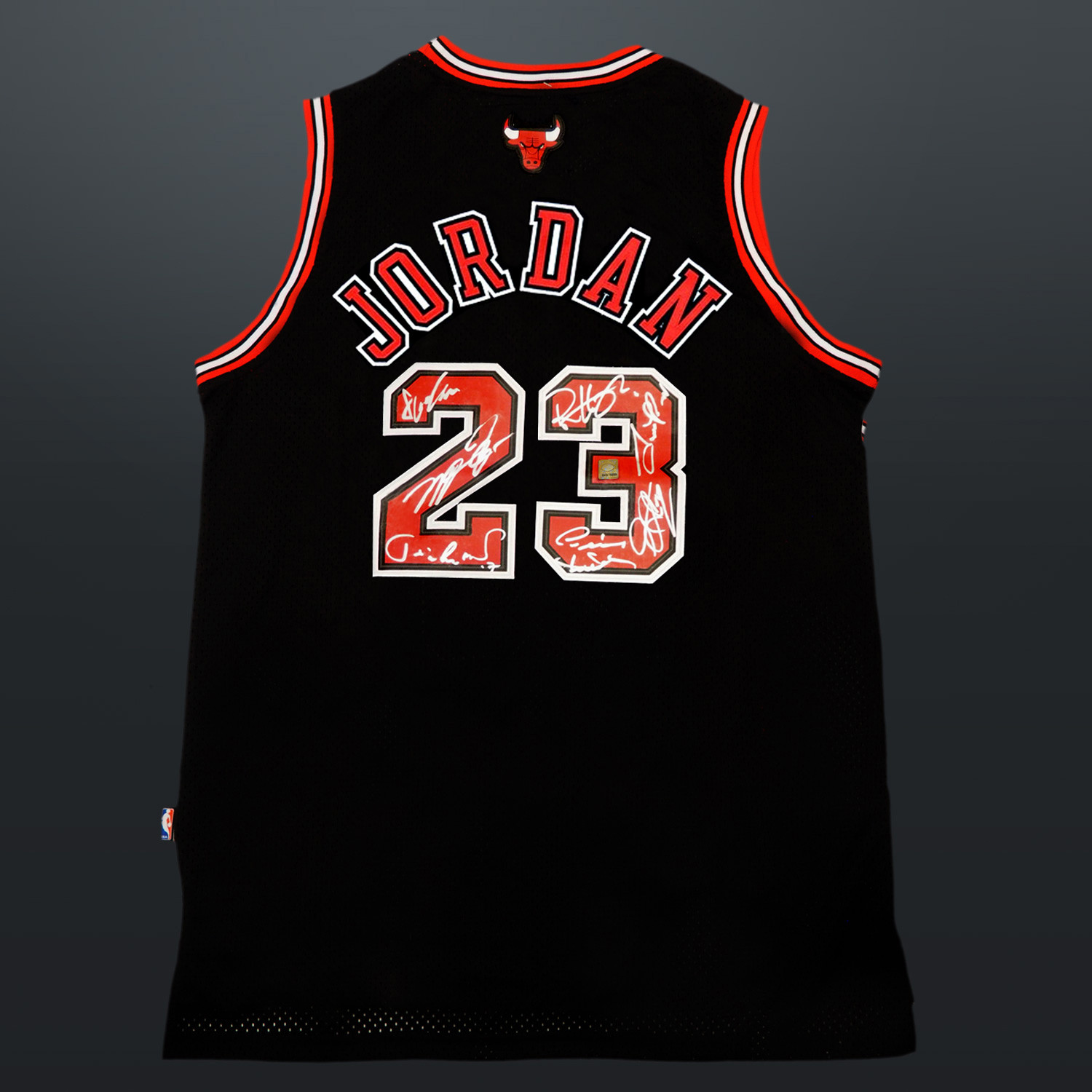 Chicago Bulls // Michael Jordan + Team Signed Chicago Bulls Black ...