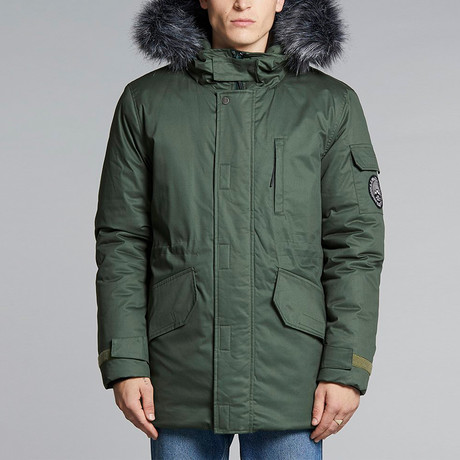 Tethra Mountain Parka Jacket // Forest Green (S)