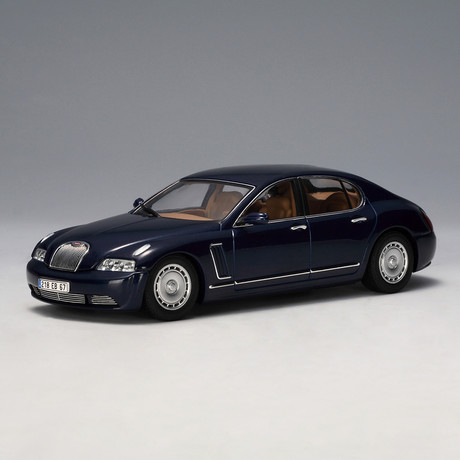 Bugatti EB 218 // Blue Notte Perlato