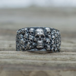 Skulls Band Ring // Silver (9)