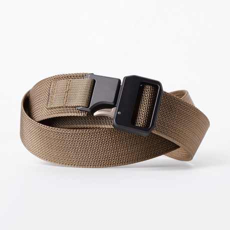 Epoch Single Layer Belt // Brown Strap // Dark Earth Latch (Regular (Up to 38" Waist))