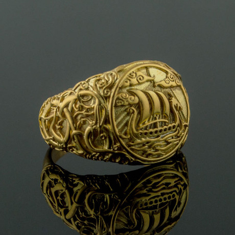 Gold Collection // Viking Ring with Drakkar (Size 6)