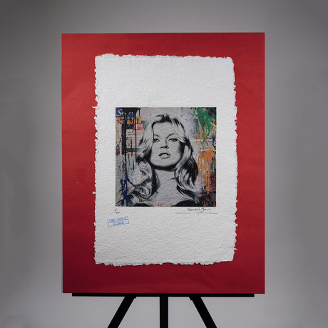 Kate Moss "Spray Paint"