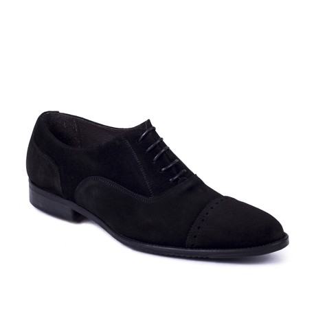 Sultan Oxford // Black (Euro: 39)