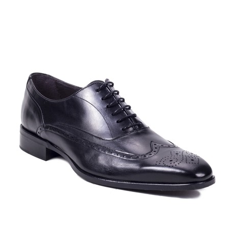 Triso Oxford // Black (Euro: 39)