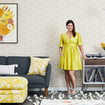 Novogratz // Daisies Greige // Self-Adhesive Wallpaper