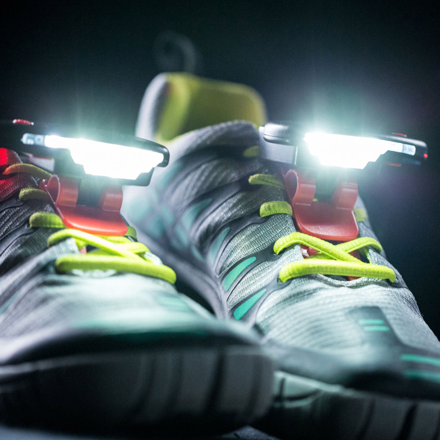 Night Runner 270 Night Running Shoe 