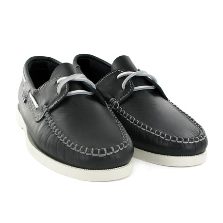 Tyler Leather Boat Shoes // Navy (Euro: 40)