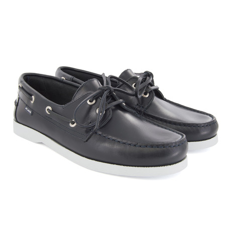 Max Leather Boat Shoes // Navy (Euro: 40)