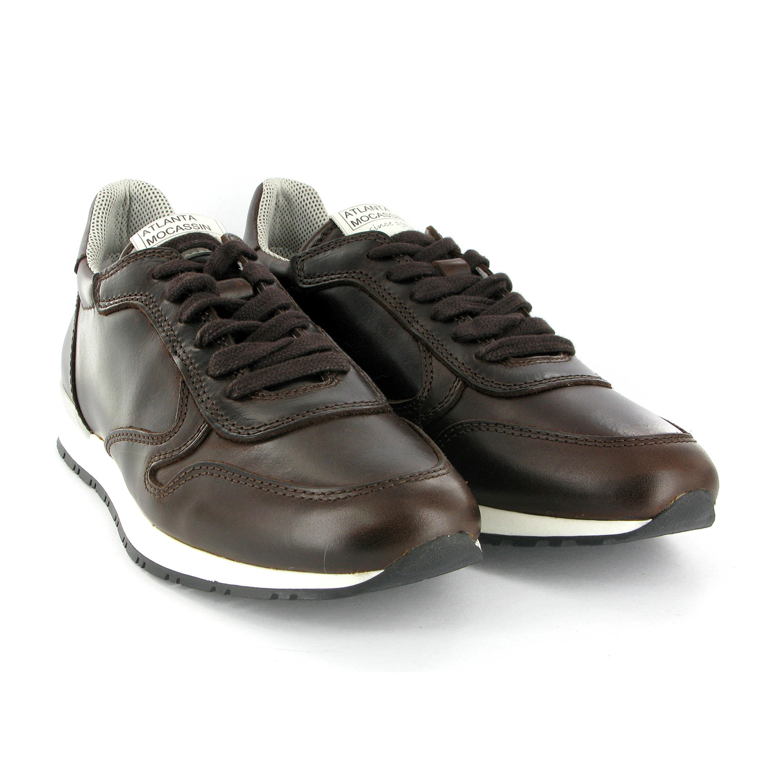 leather jogging shoes