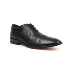 Brogue Detail Dress Shoe // Black (US: 10)