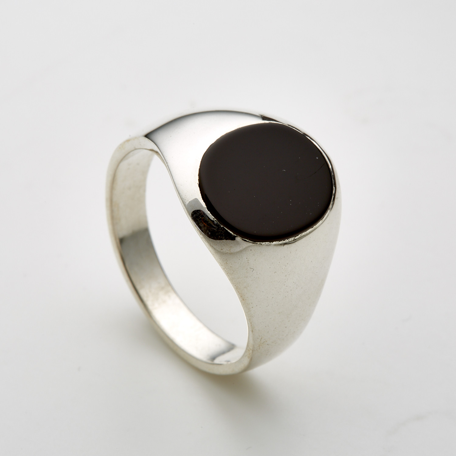 Oval Onyx Ring (6) - Gal Barash - Touch of Modern