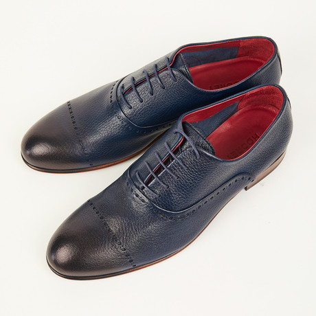 Oxford // Dark Blue (Euro: 40)