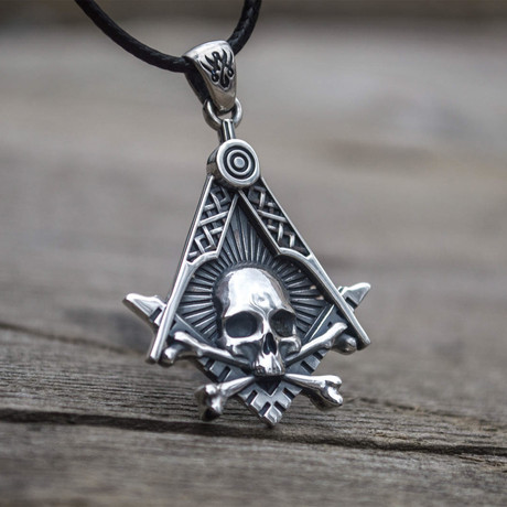 Masonic Pendant // Skull