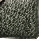 Louis Vuitton // 2002 Green Taiga Leather Checkbook Cover Wallet // VI0092  // Pre-Owned