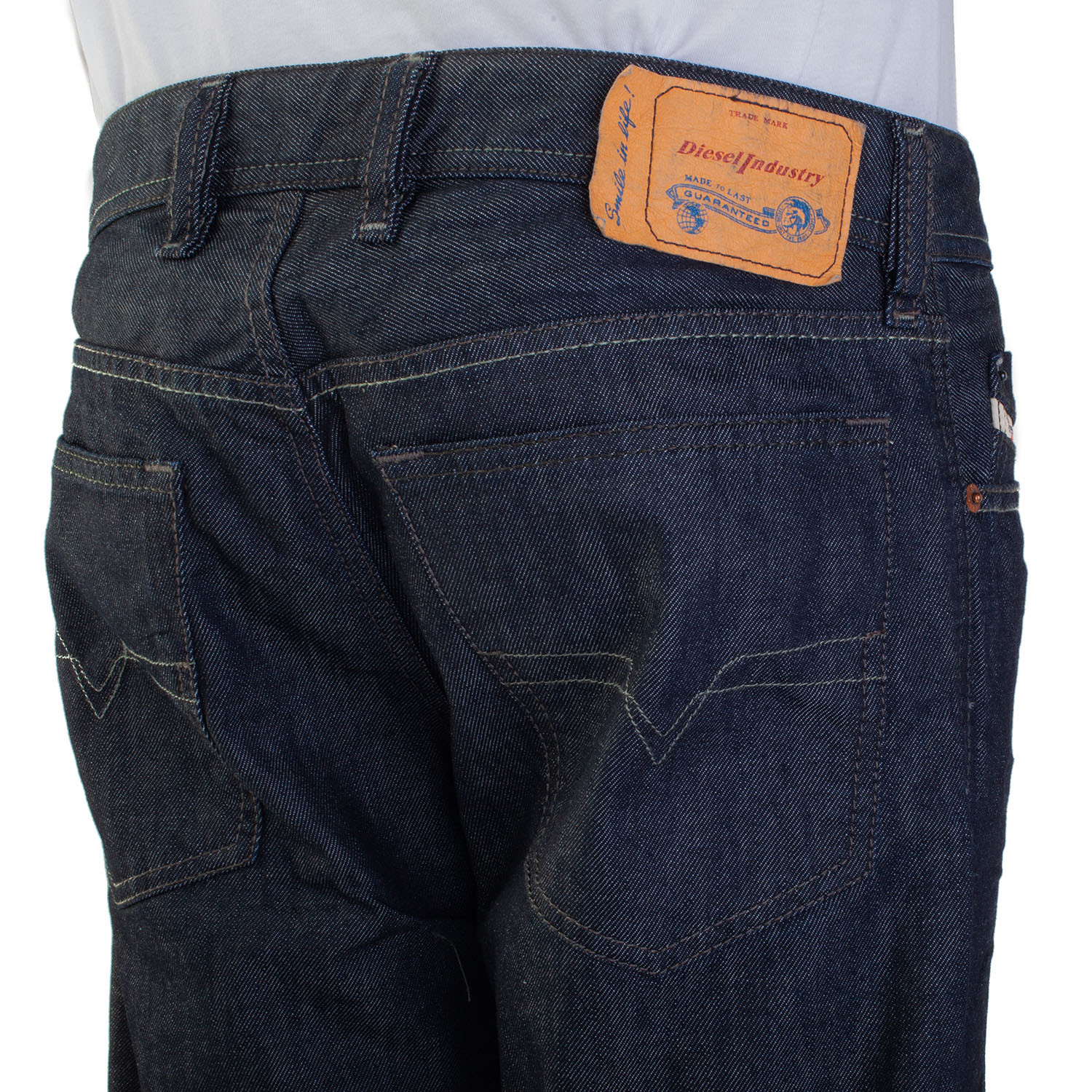 Diesel // Regular-Straight Fit Waykee 0088Z Jeans // Dark Blue (US: 31 ...