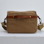 Canvas DSLR Camera Bag // Canvas Brown