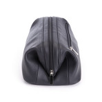 Pebbled Leather Toiletry Bag // Black