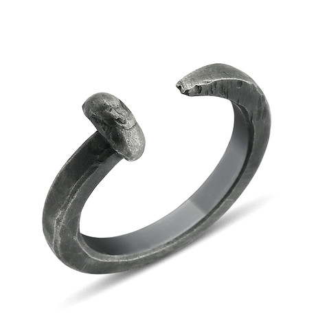 Nail Ring (Size: 8)