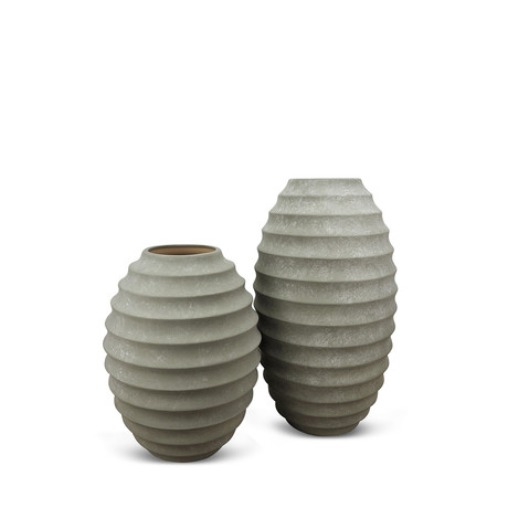 Stratus Vase // 24" (Concrete Gray)