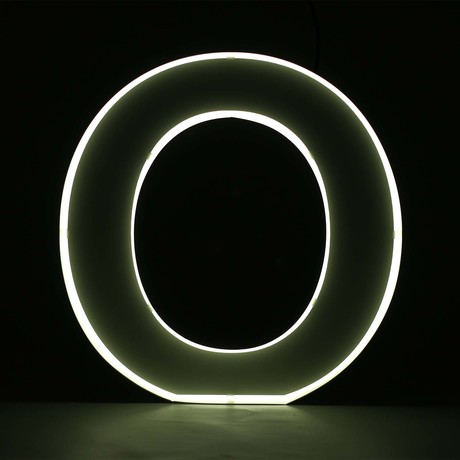 Quizzy Neon Style Letter "O"