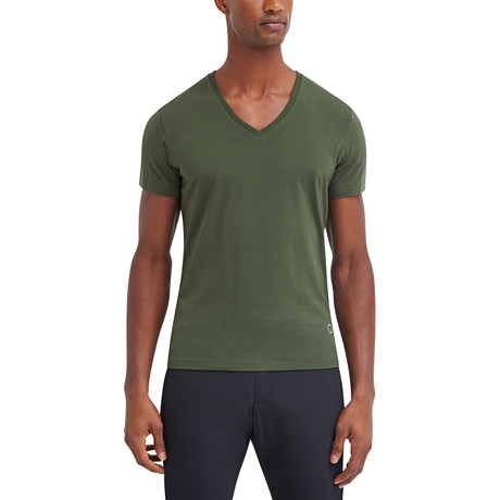 Traveler V-Neck T-Shirt // Deep Green (S)