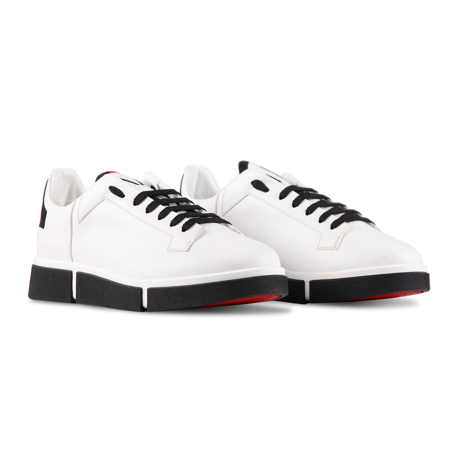 V Design - High-Design Sneakers - Touch of Modern