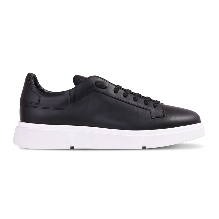 V Design - High-Design Sneakers - Touch of Modern