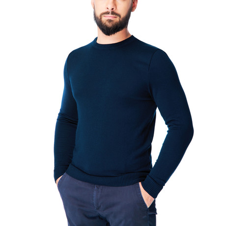 Crew-Neck Solid Wool Sweater // Navy (S)