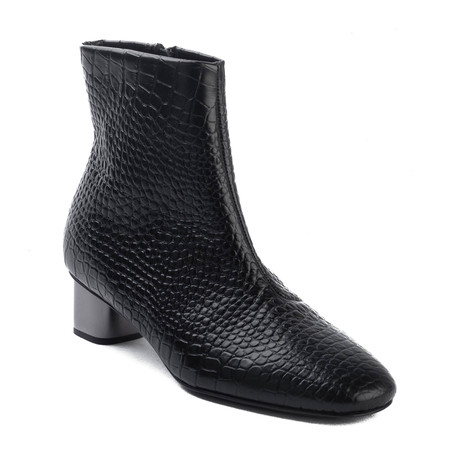 Robert Clergerie // Paola Round Toe Leather Ankle Booties // Black (US: 8)