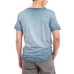Oil-Washed Crew Neck Pocket T-shirt // Blue (M)