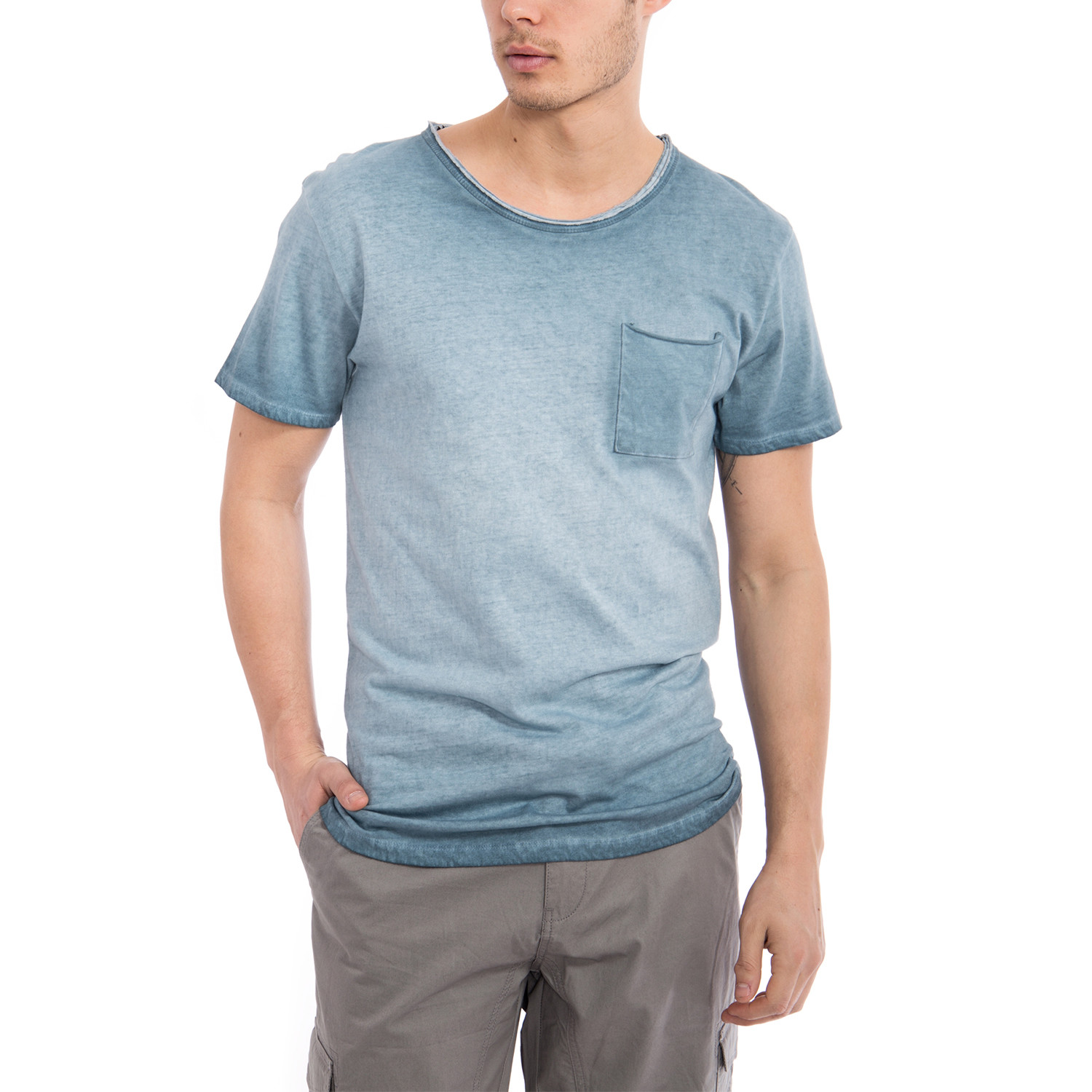 Oil-Washed Crew Neck Pocket T-shirt // Blue (L) - Way of Glory - Touch ...