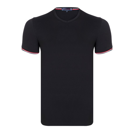 Carmel V-Neck T-Shirt // Black (XS)