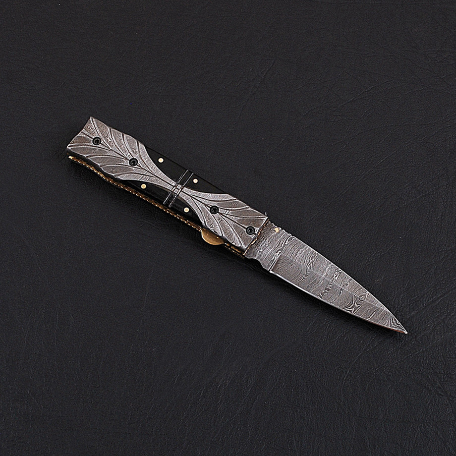 Black Forge Knives - Superb Steel, Expert Craftsmanship - Touch of Modern