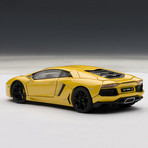 Lamborghini Aventador LP700-4 // Giallo Orion/Metallic Yellow
