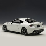 Toyota 86 GT "Limited // Asian Version + RHD // White Pearl