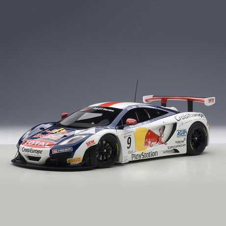 McLaren 12C GT3 // S.Loeb/A.Parente #9 // Red Bull