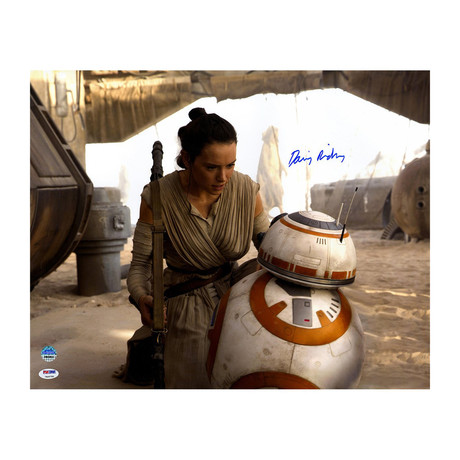 Daisy Ridley Signed Rey Close-Up With BB-8 Photo