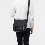 Double Belt Messenger // Black