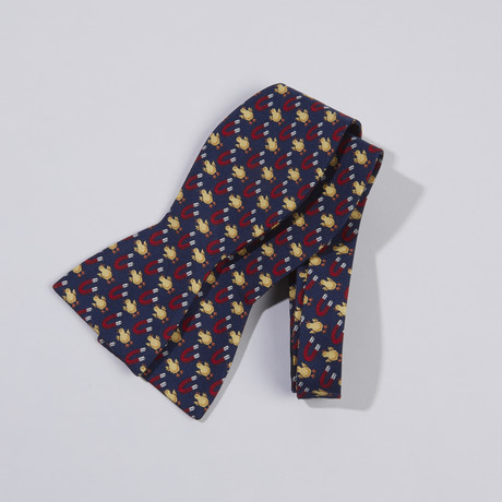 The Chick Magnet Bow Tie // Navy