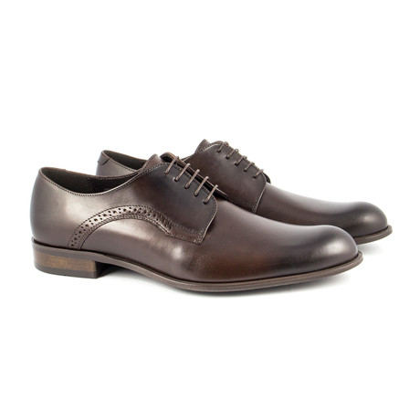 Capaci // Brown (US: 7)