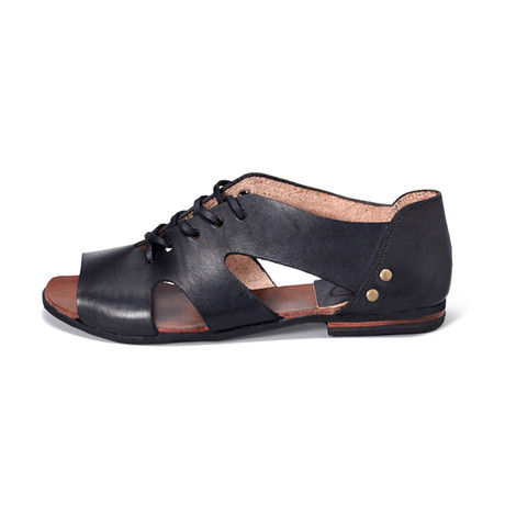 Malcolm Shoe // Black (Euro: 39)