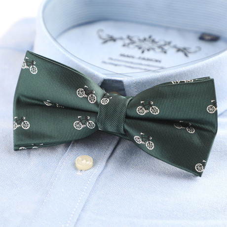 Silk Bow Tie // Green Bicycle