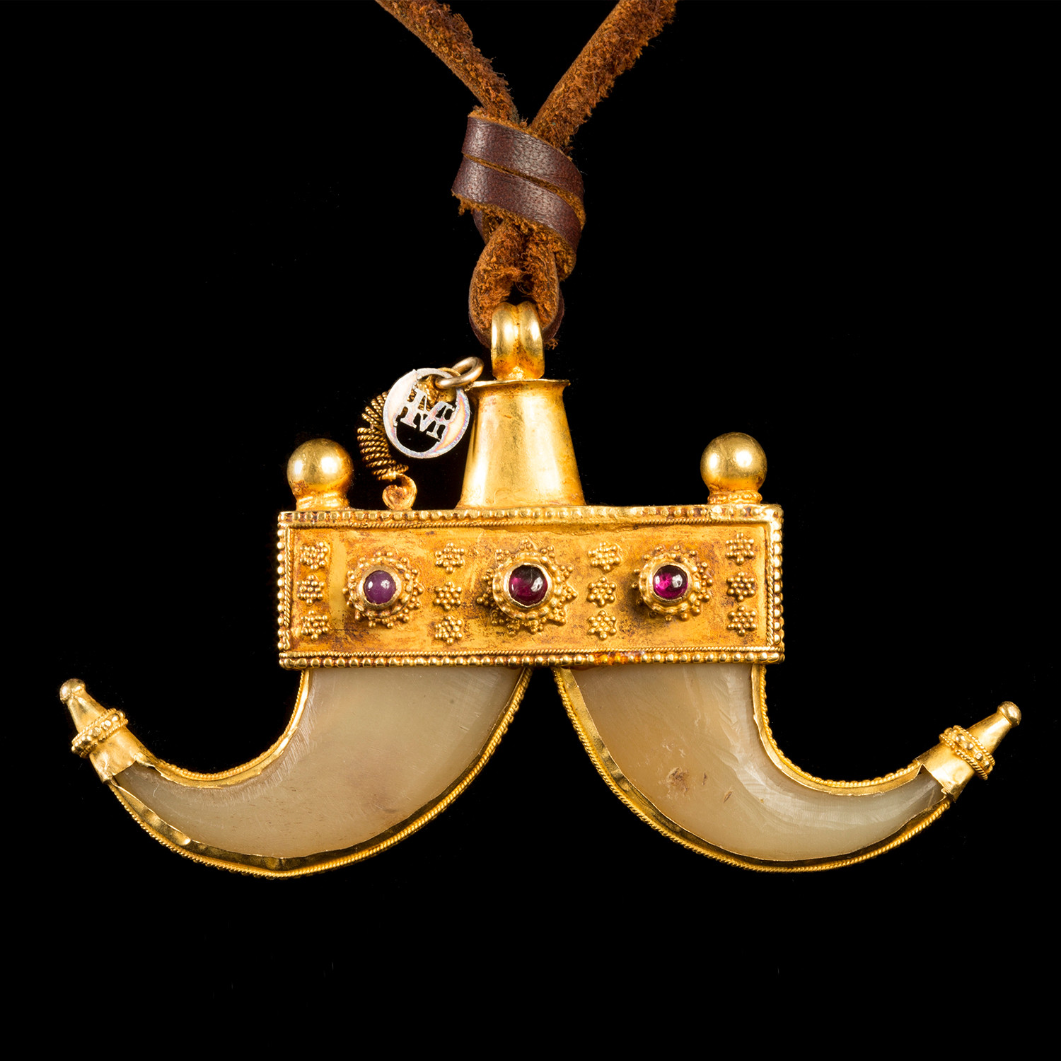 Royal Tiger Claws Pendant with Gold and Rubies // India // Early