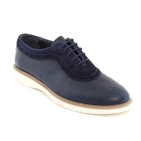 Clayton Shoe // Navy (Euro: 39)