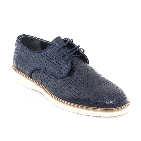 Dillon Shoe // Navy (Euro: 39)