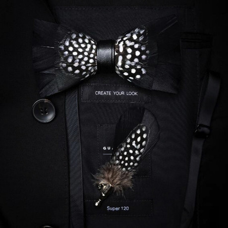 Spotted Feather Bow Tie // Black + White