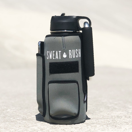 The Rushpack Bottle + Sleeve // 32oz (Black)